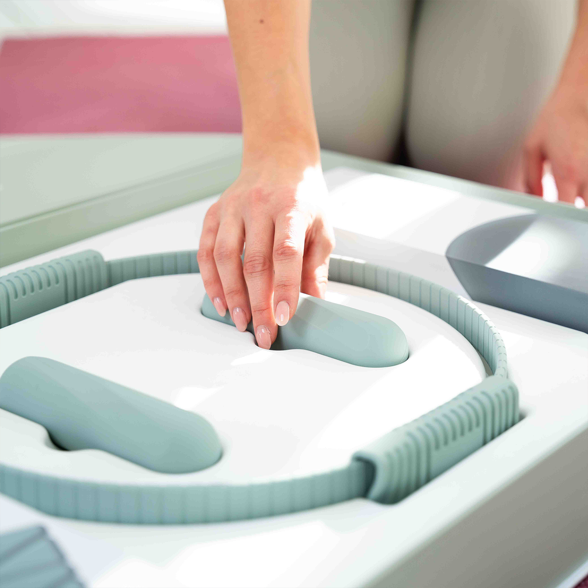 Pilates Komplett-Set Premium - mit Geschenkbox - Berry PLUS Set: mit Pilatesmatte - Sportgerät von NEOLYMP | Fitnessequipment und Sportartikel