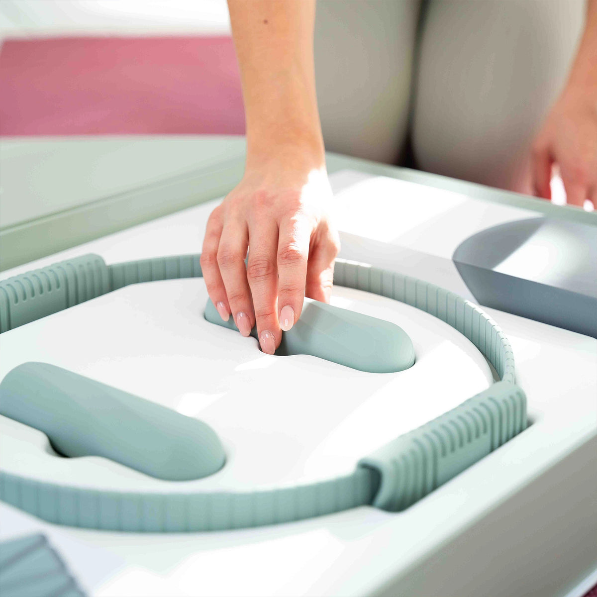 Pilates Komplett-Set Premium - mit Geschenkbox - Berry PRO Set: mit Pilatesmatte + Kurs - Sportgerät von NEOLYMP | Fitnessequipment und Sportartikel